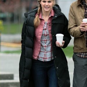 Alexandra Daddario Wear Black Hooded Coat During filming Percy Jackson Sea of Monsters