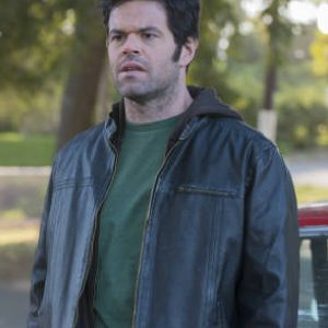 Robert Baker Wear A Black Leather Jacket In Justified