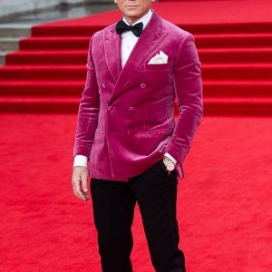 Actor Daniel Craig Wearing Pink Suit In 2021 Movie No Time to Die Event