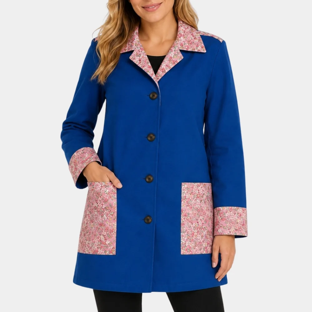 Anne Hathaway Blue Cotton Coat – 2026 Style Guide